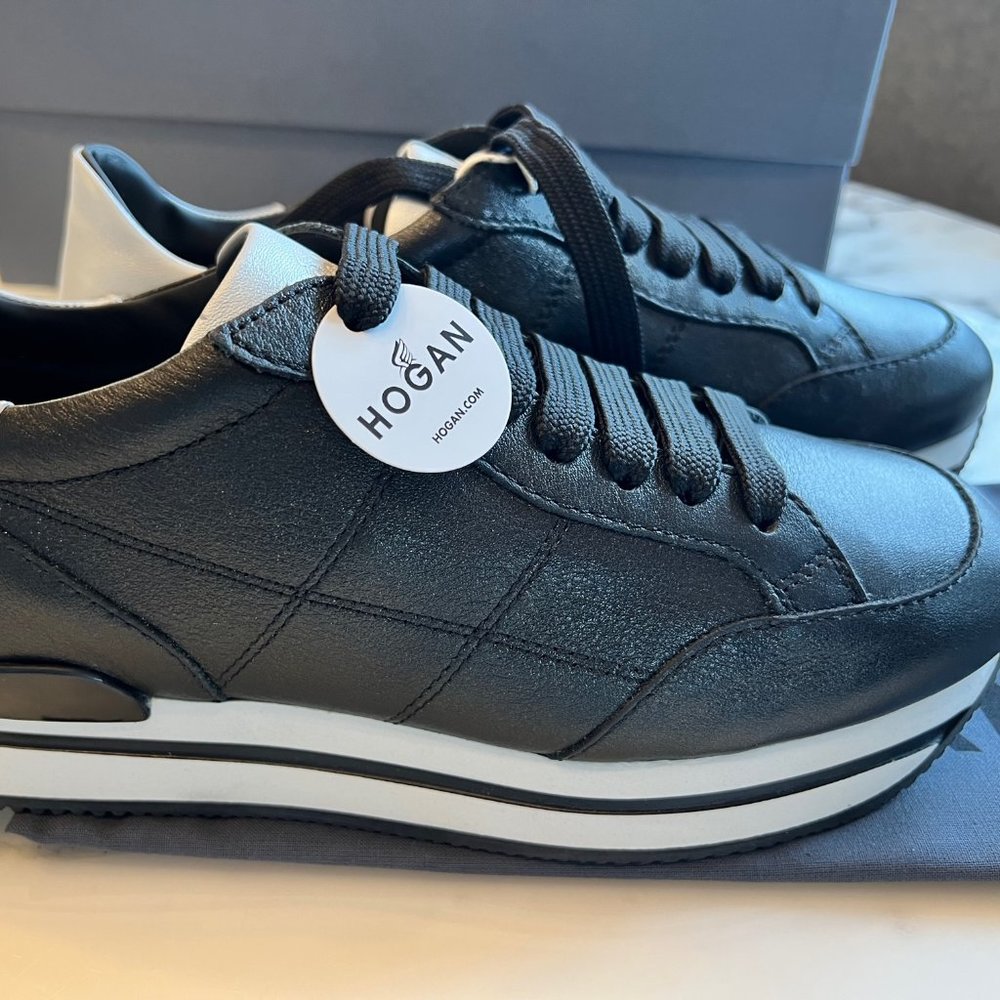 Hogan Black Allacciato H Cucitura Embossed Platform Sneakers, size 37 6